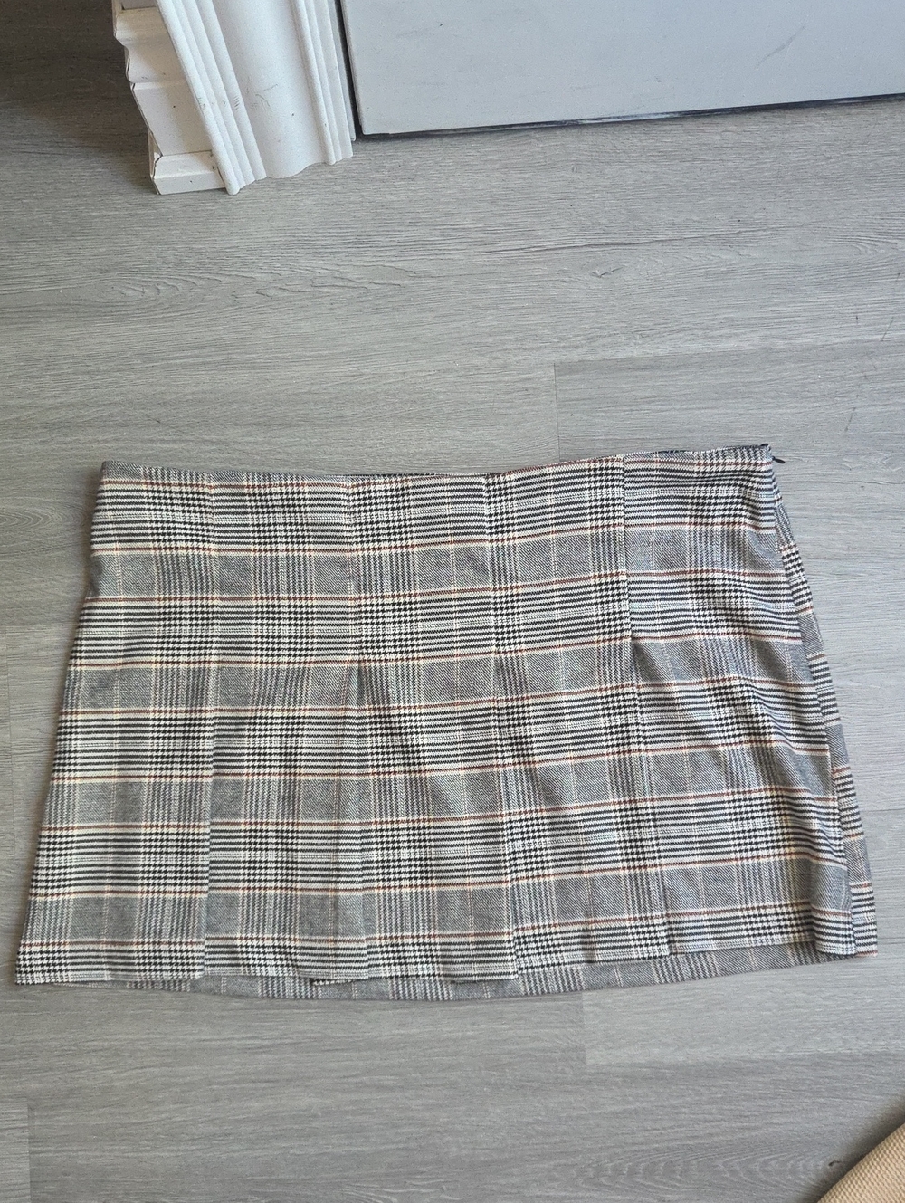 Divided Plaid Peated Skirt Sz 18